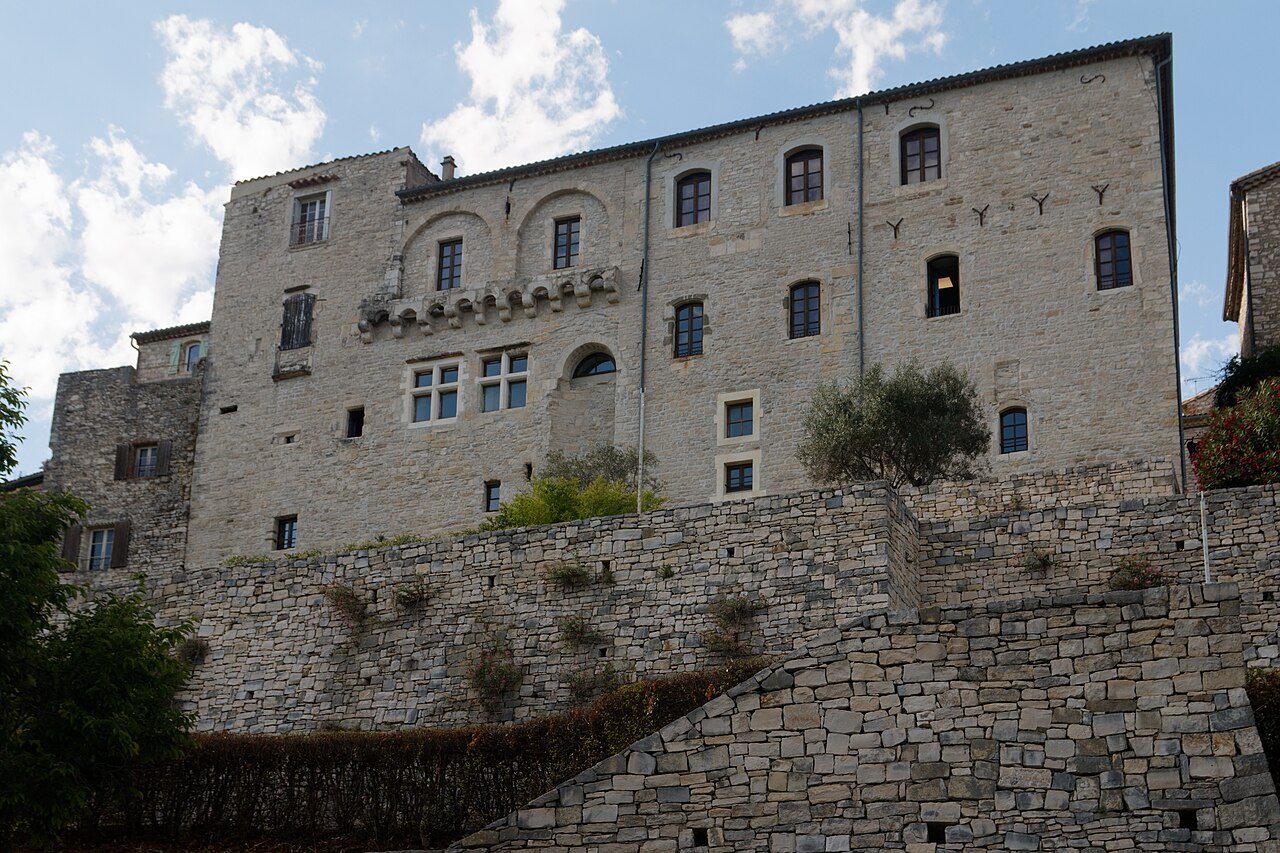 Château de Girard à Vézénobres à Vézénobres