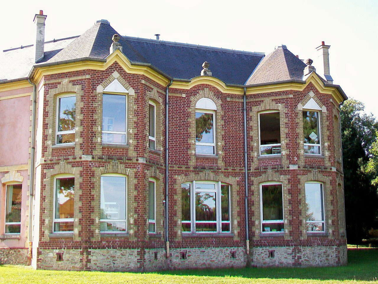 Bibliothèque André Malraux à Écouen