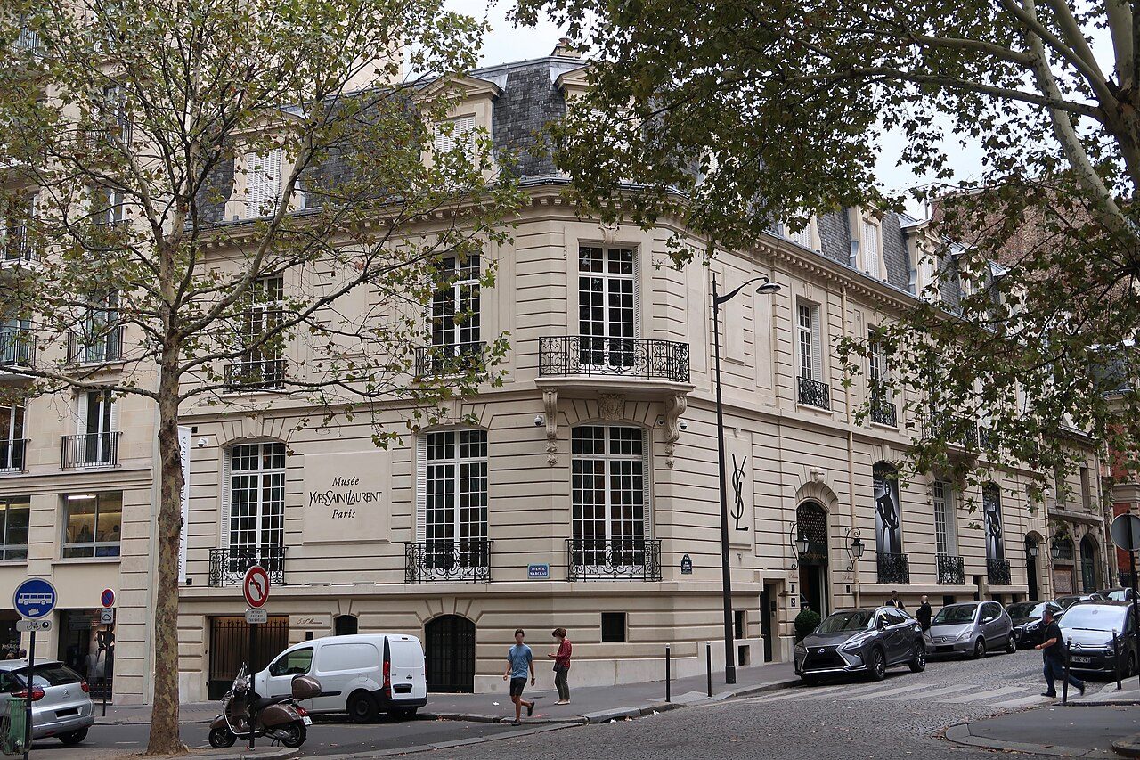 Musée Yves Saint Laurent Paris à Paris 16e Arrondissement