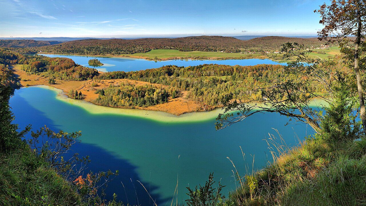 Le lac d'Ilay à La Chaux-du-Dombief