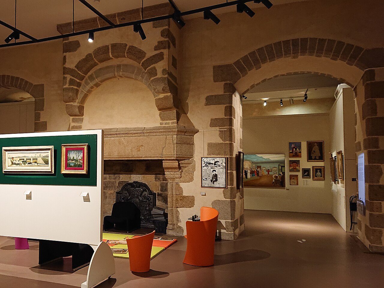 Musée d'Art Naïf et d'Arts Singuliers à Laval