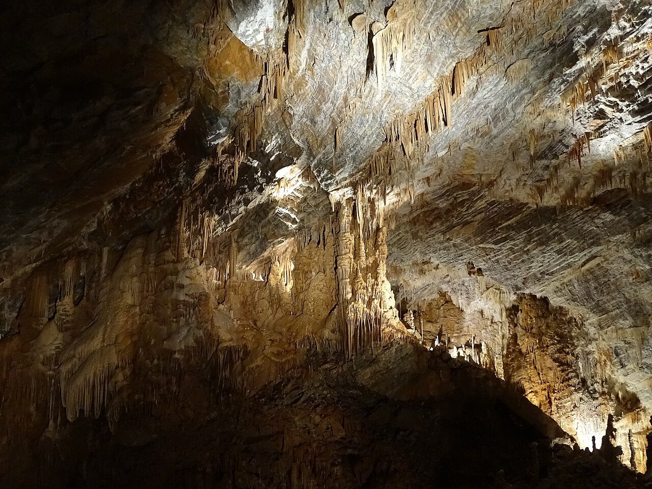 GOUFFRE GÉANT DE CABRESPINE