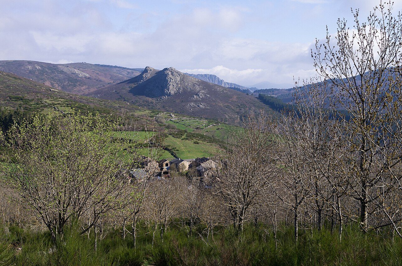 MASSIF DU CAROUX à Rosis