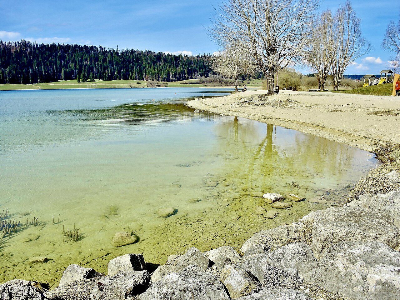 Plage de Labergement Sainte Marie à Labergement-Sainte-Marie