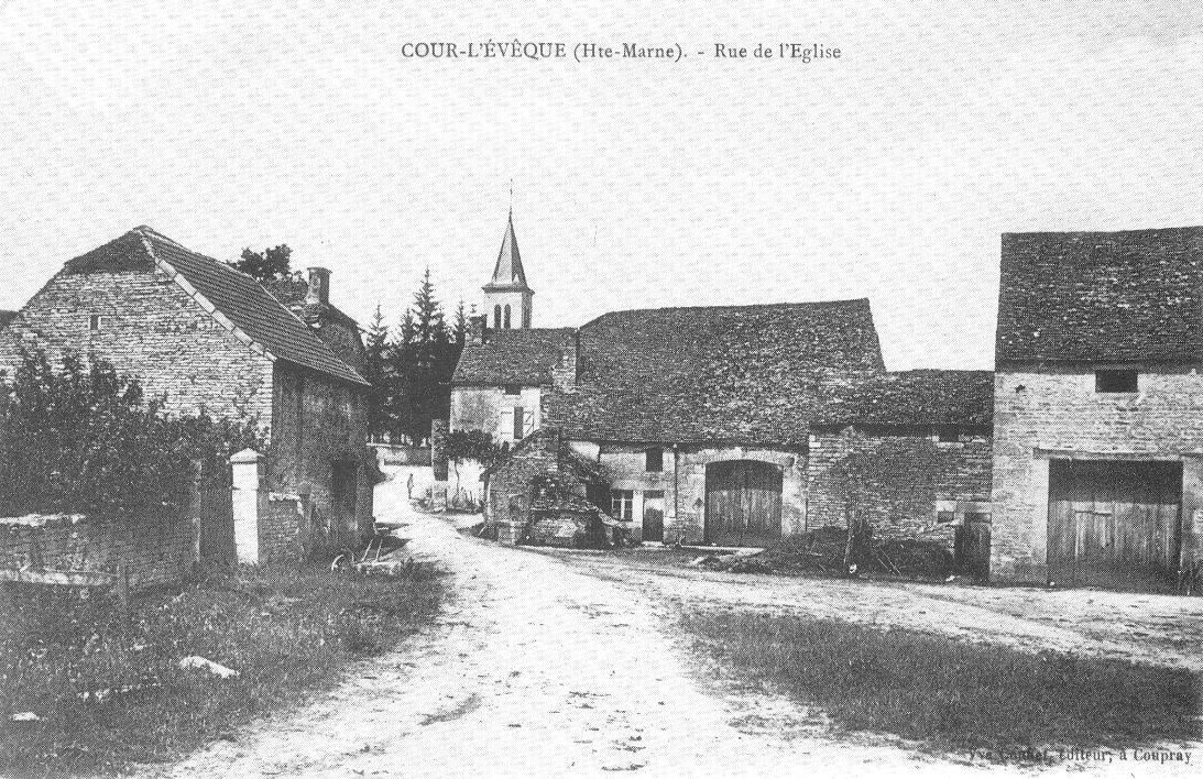LAVOIR DE COUR-L’EVEQUE