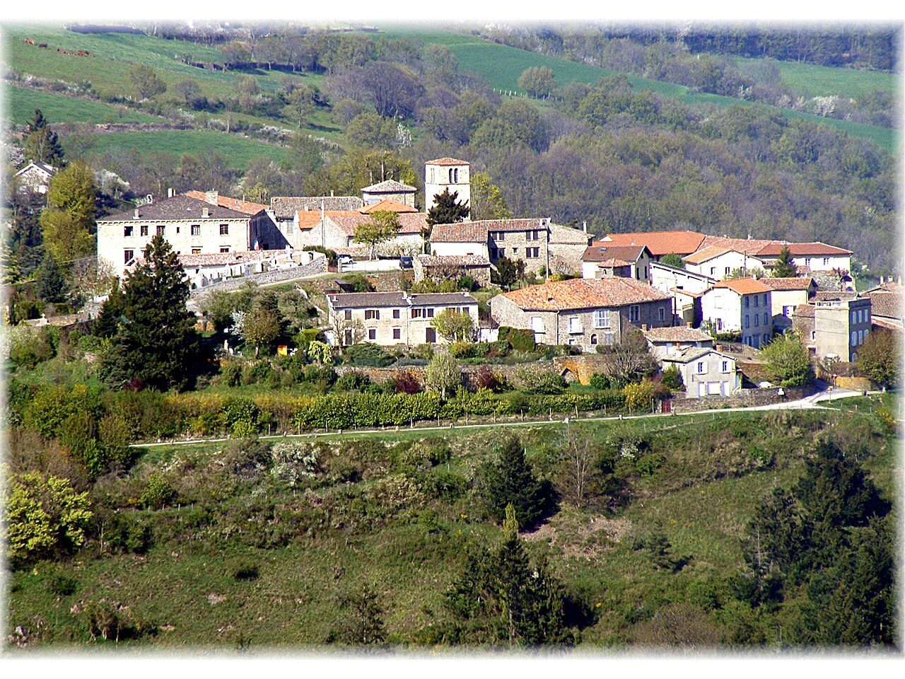 Village médiéval de Riverie à Riverie
