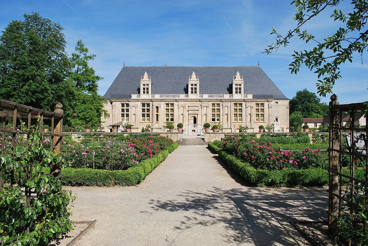 Château du Grand Jardin, coté jardins