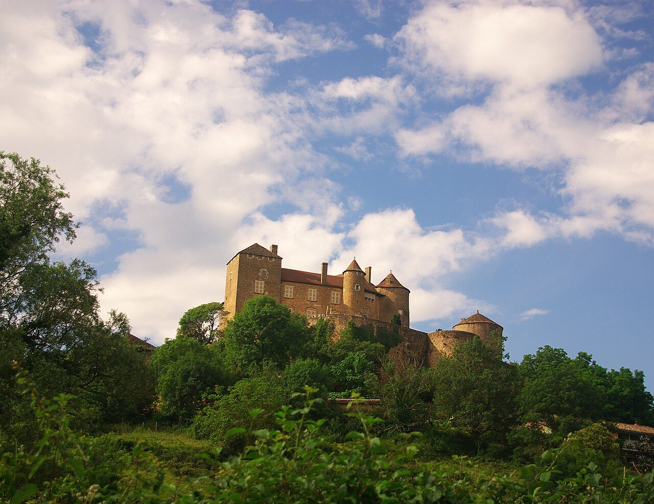 Forteresse de Berzé