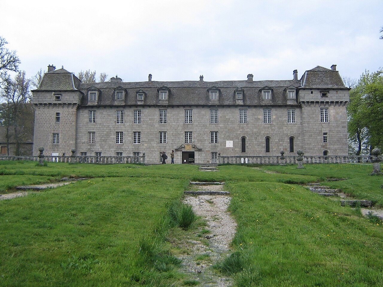 CHÂTEAU DE LA BAUME à Prinsuéjols-Malbouzon