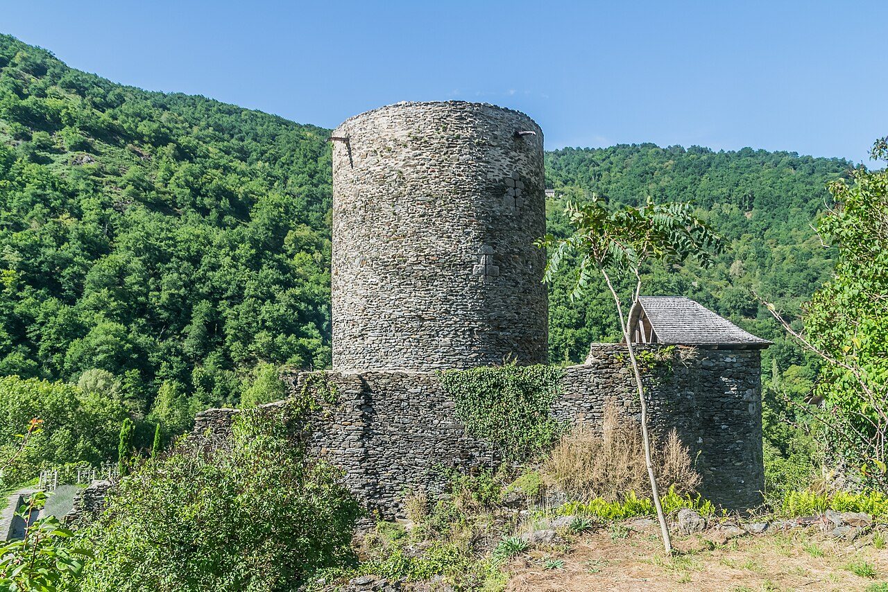 Village de Montarnal à Sénergues