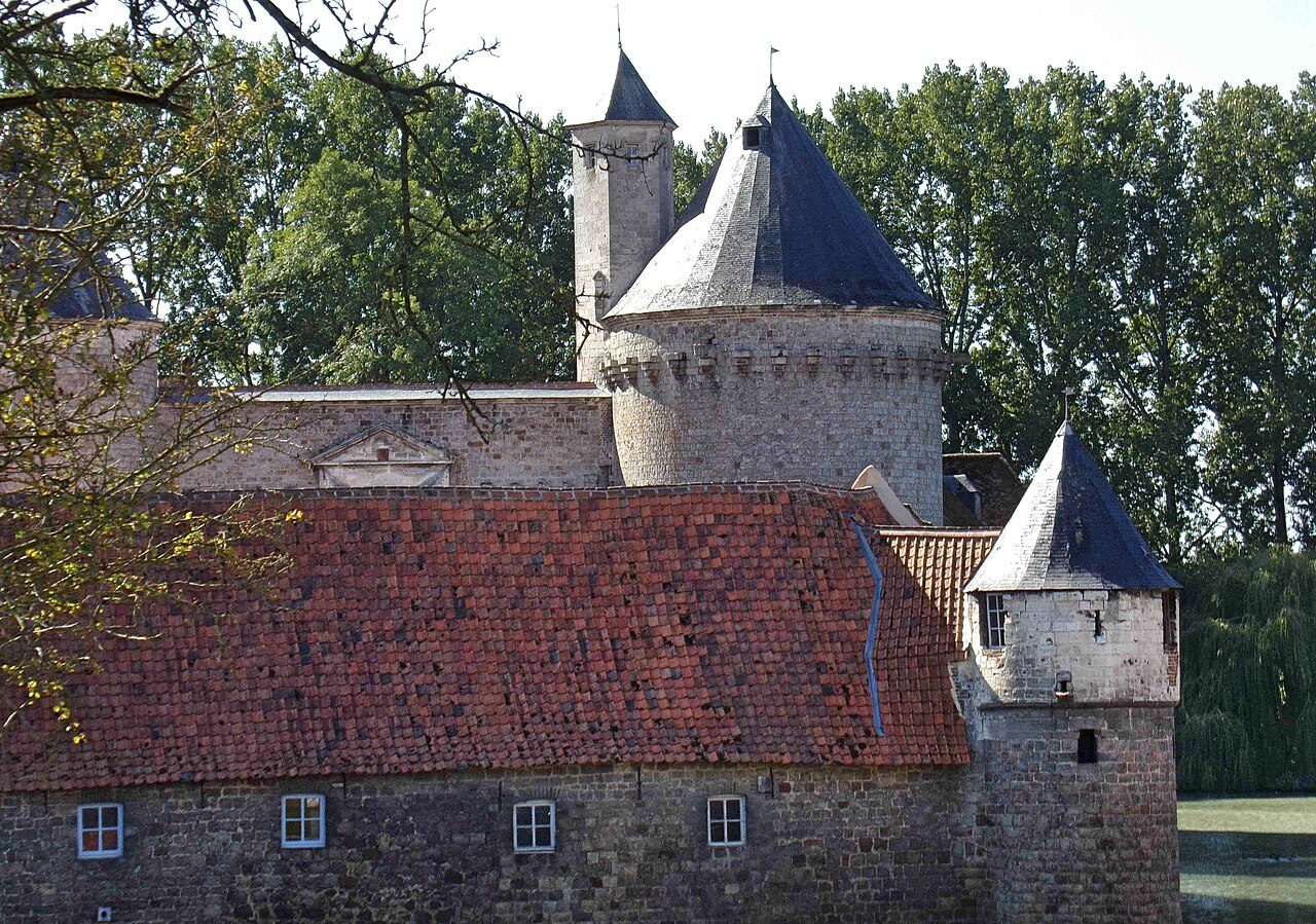 Le Château d'Olhain à Fresnicourt-le-Dolmen