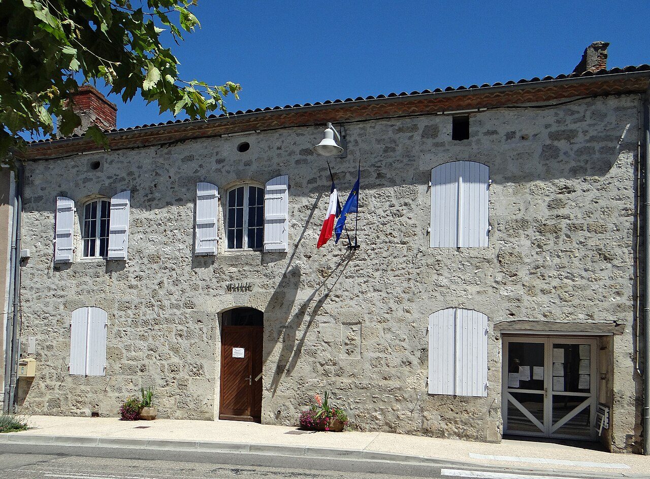 Village de Lusignan-Petit à Lusignan-Petit