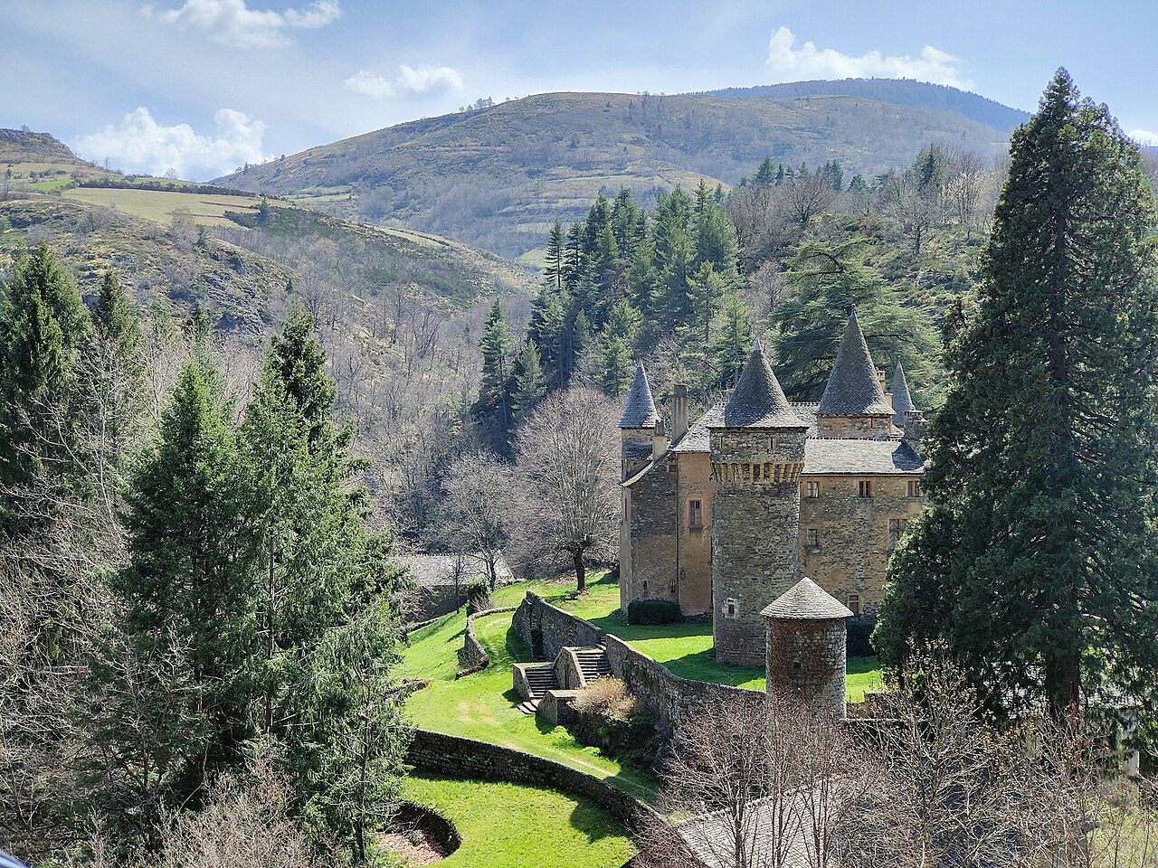 CHATEAU DU CHAMP à Altier