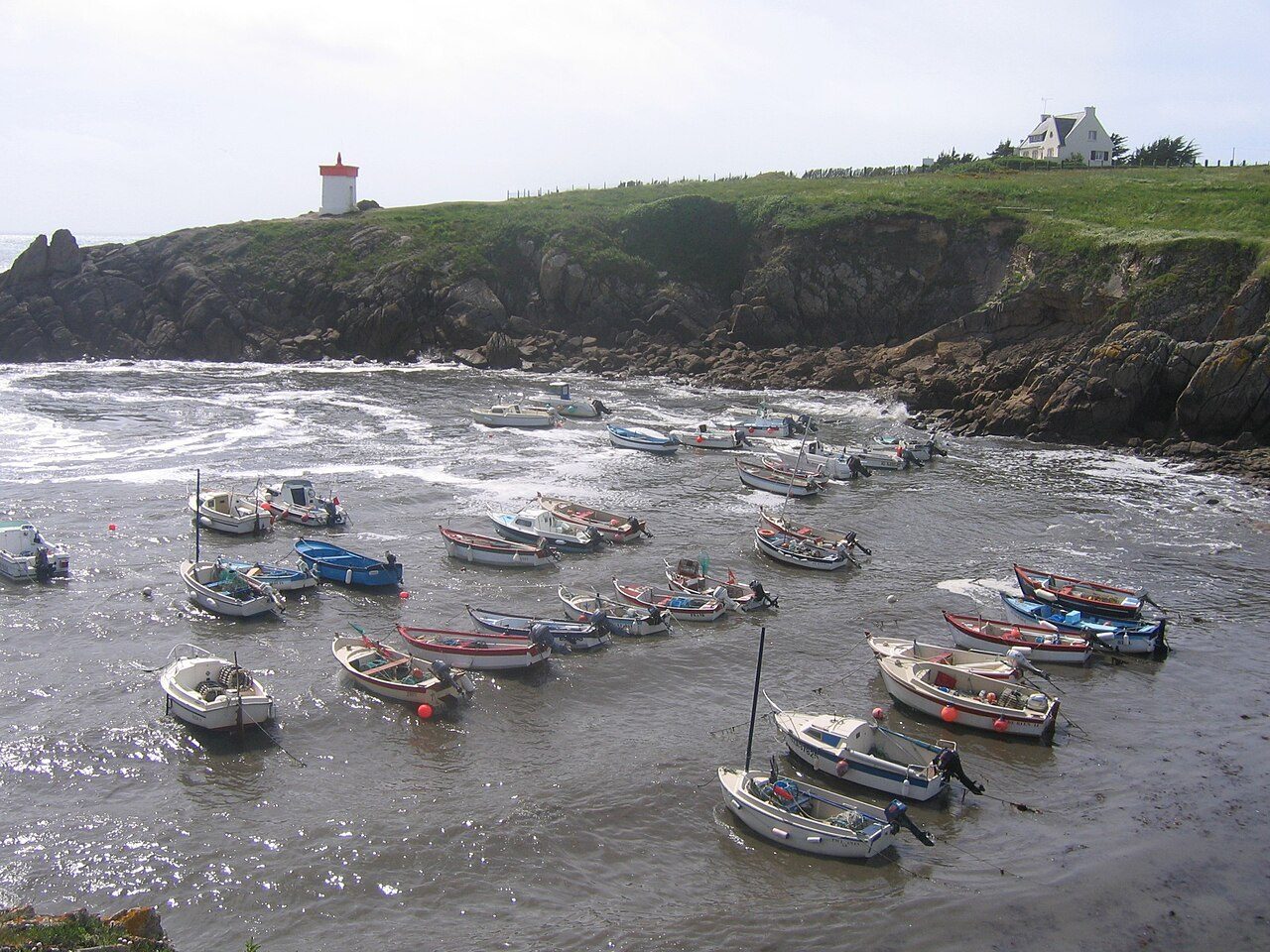 Port abri de Pors Poulhan à Plozévet