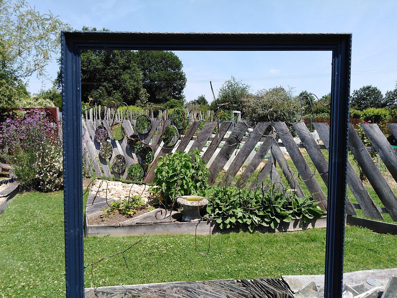 Jardins Rocambole à Corps-Nuds