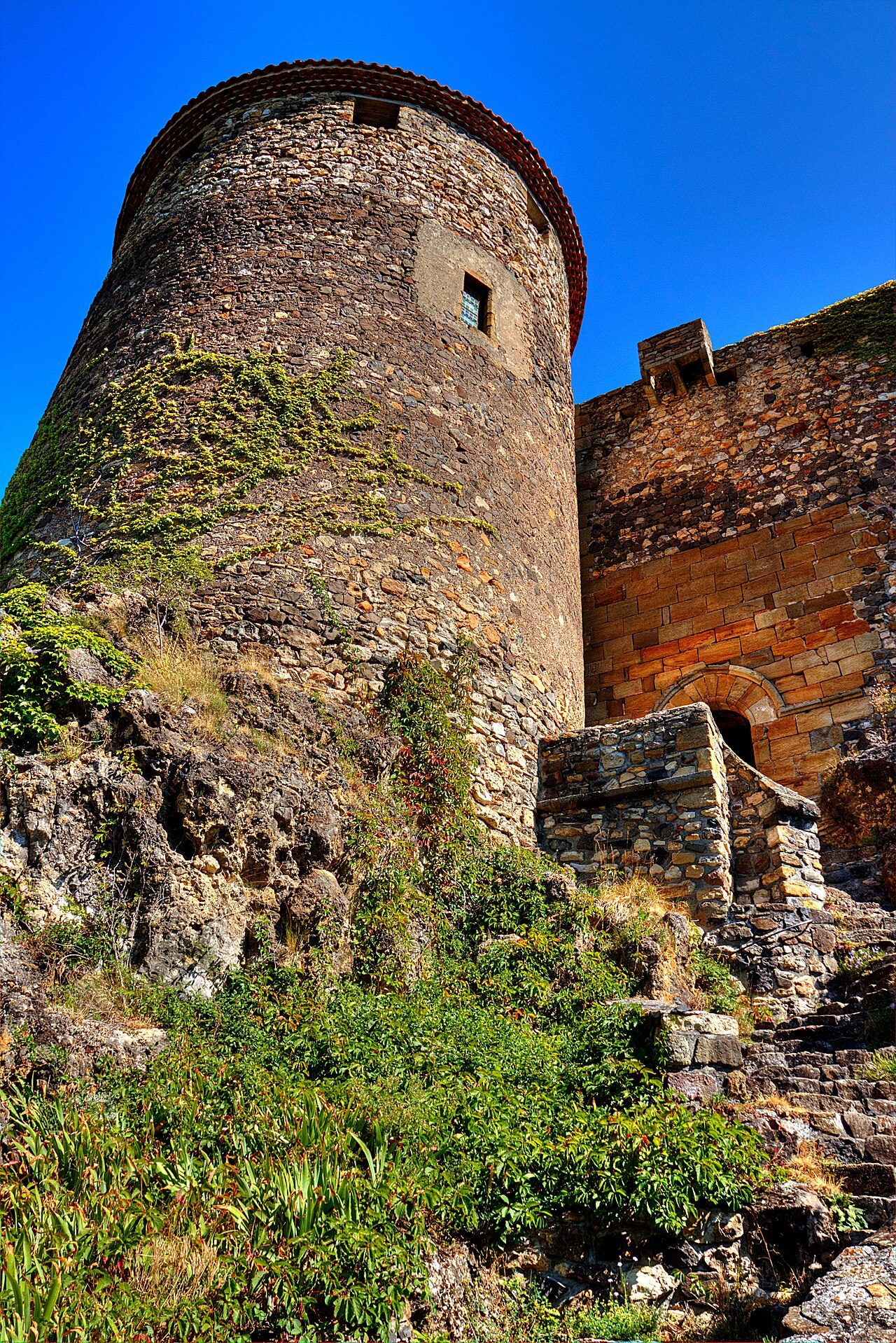Château de Busséol à Busséol