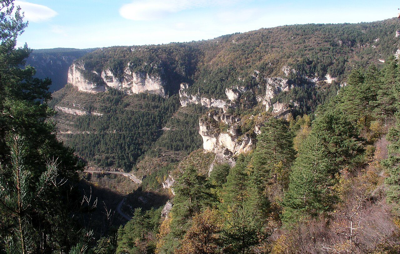 ROC SAINT GERVAIS à Hures-la-Parade