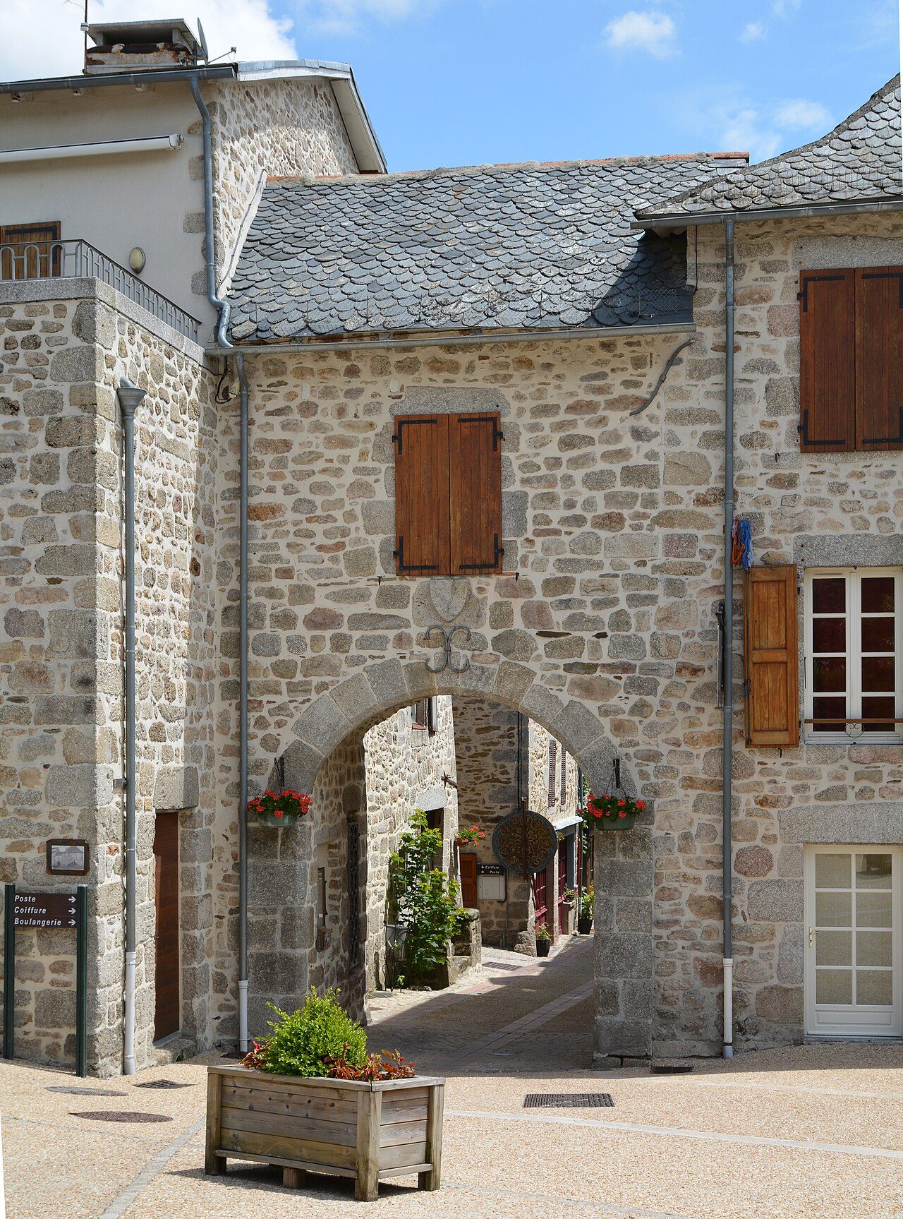 Piscine de Marcolès à Marcolès