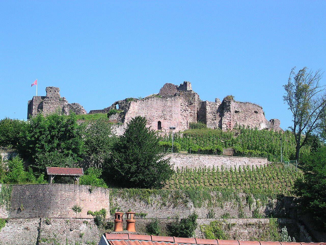 Parc et vestiges du Château à Épinal