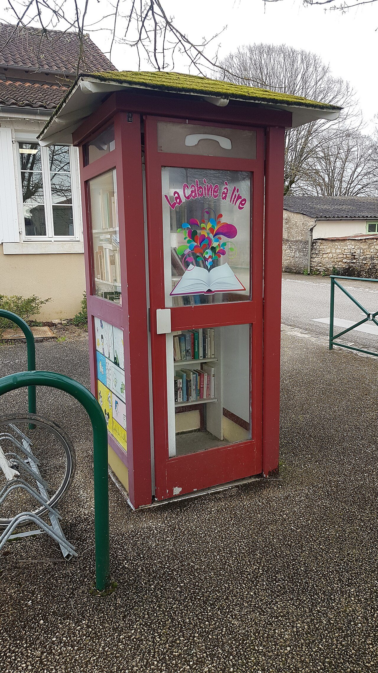 Boîte à livres à La Faye
