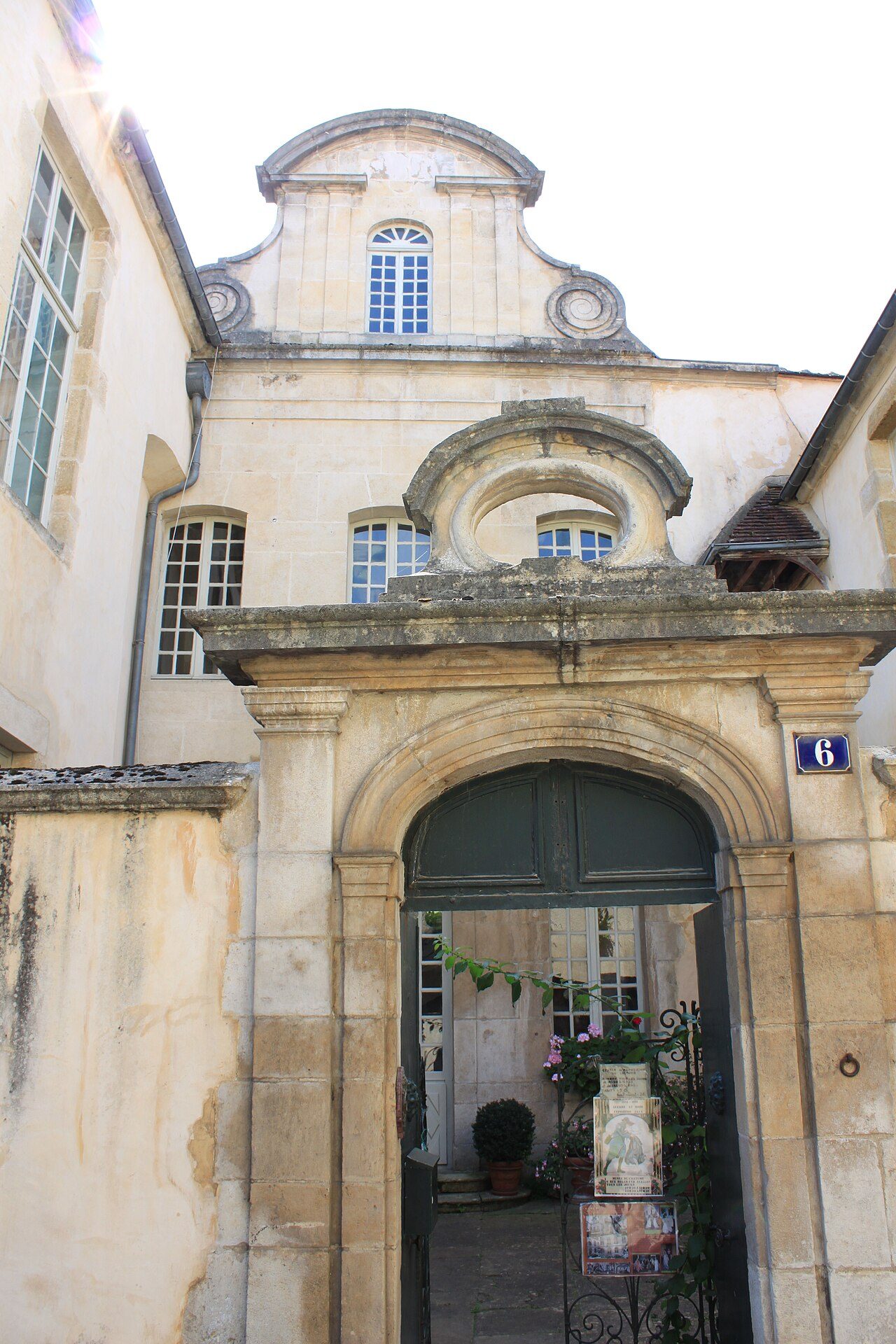 Musée du Costume