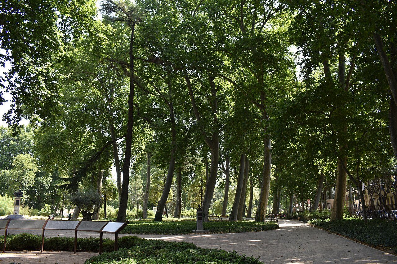 SQUARE BIR HAKEIM