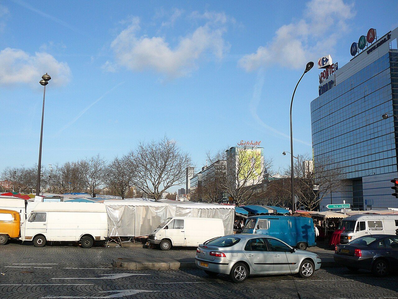 Les Puces de la porte de Montreuil à Paris
