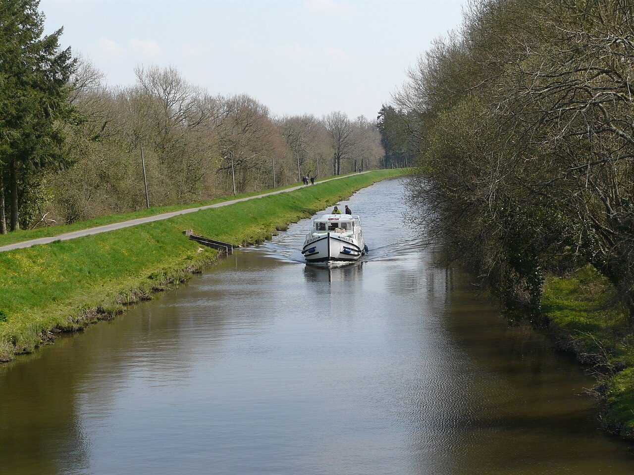 CANAL DE NANTES A BREST à Blain