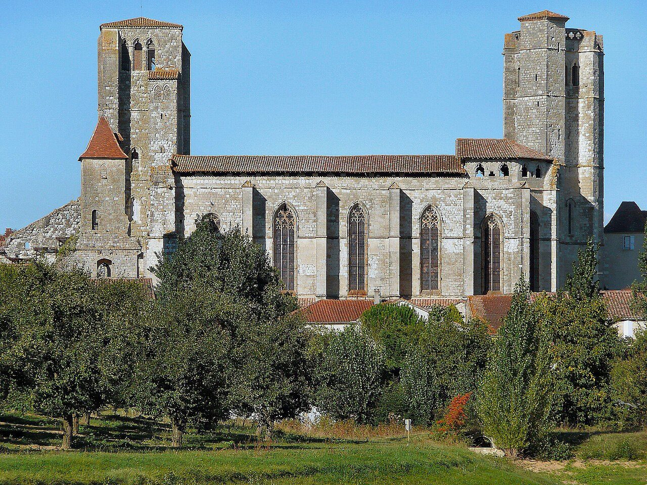 Ensemble Collégial Saint-Pierre de la Romieu à La Romieu