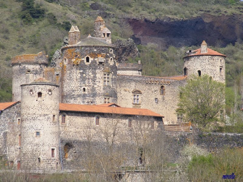 Forteresse de Saint-Vidal à Saint-Vidal