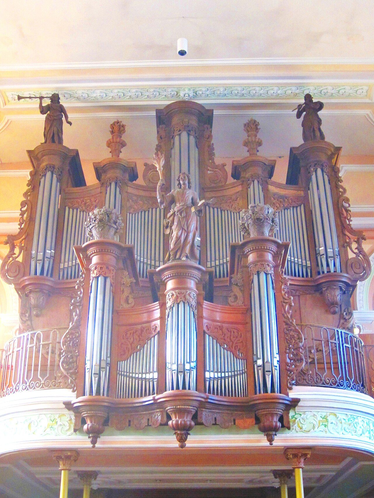Église Saint-Étienne et orgue
