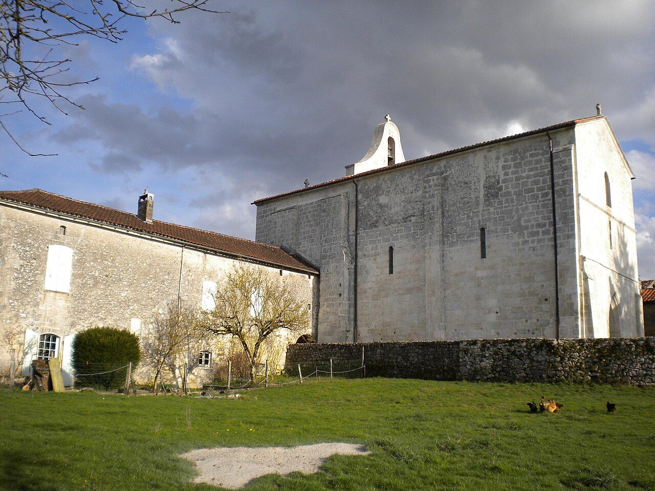 Église Sainte-Marie à Bourg-des-Maisons