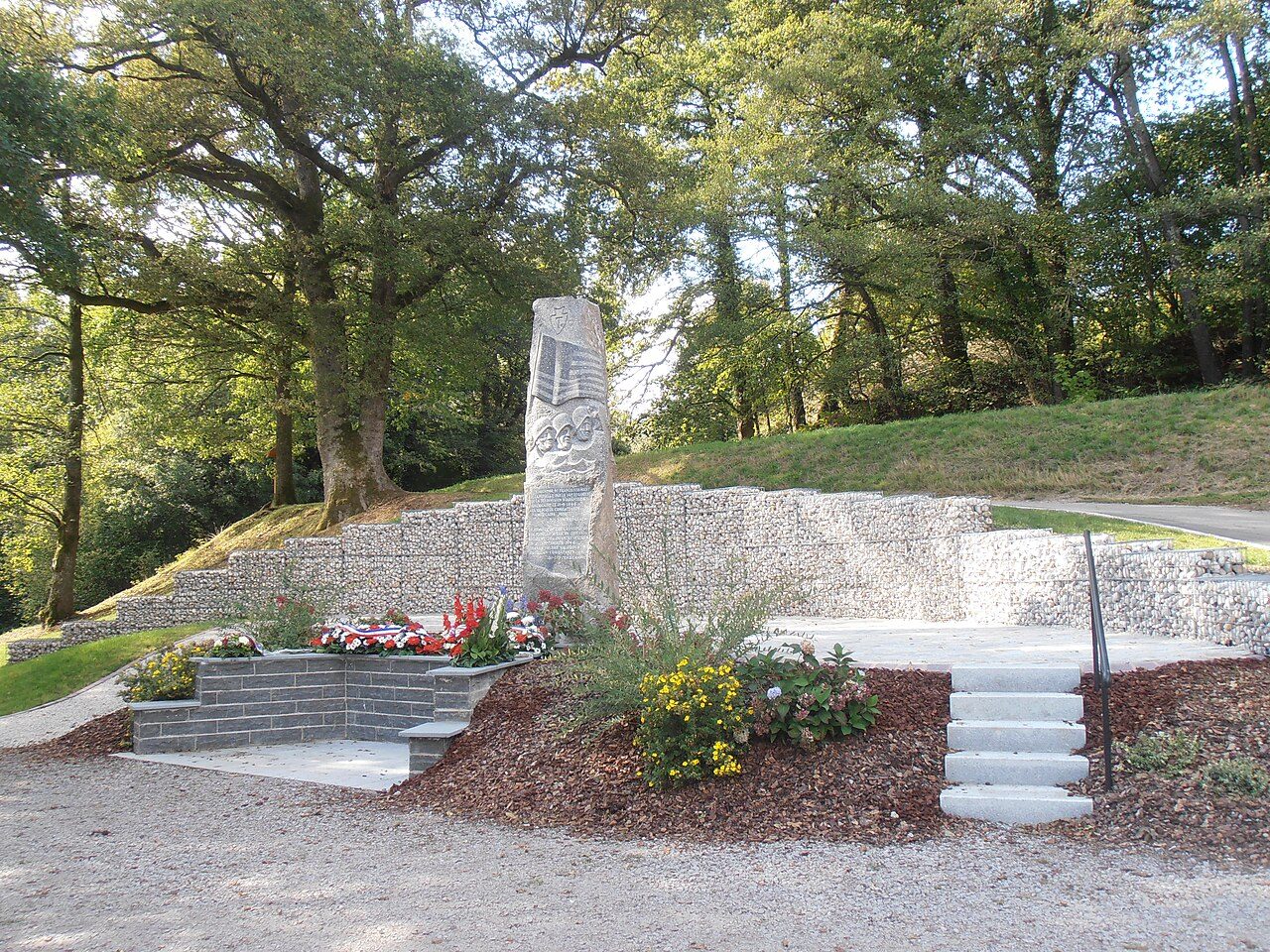 La stèle de Noirgueux à Saint-Nabord
