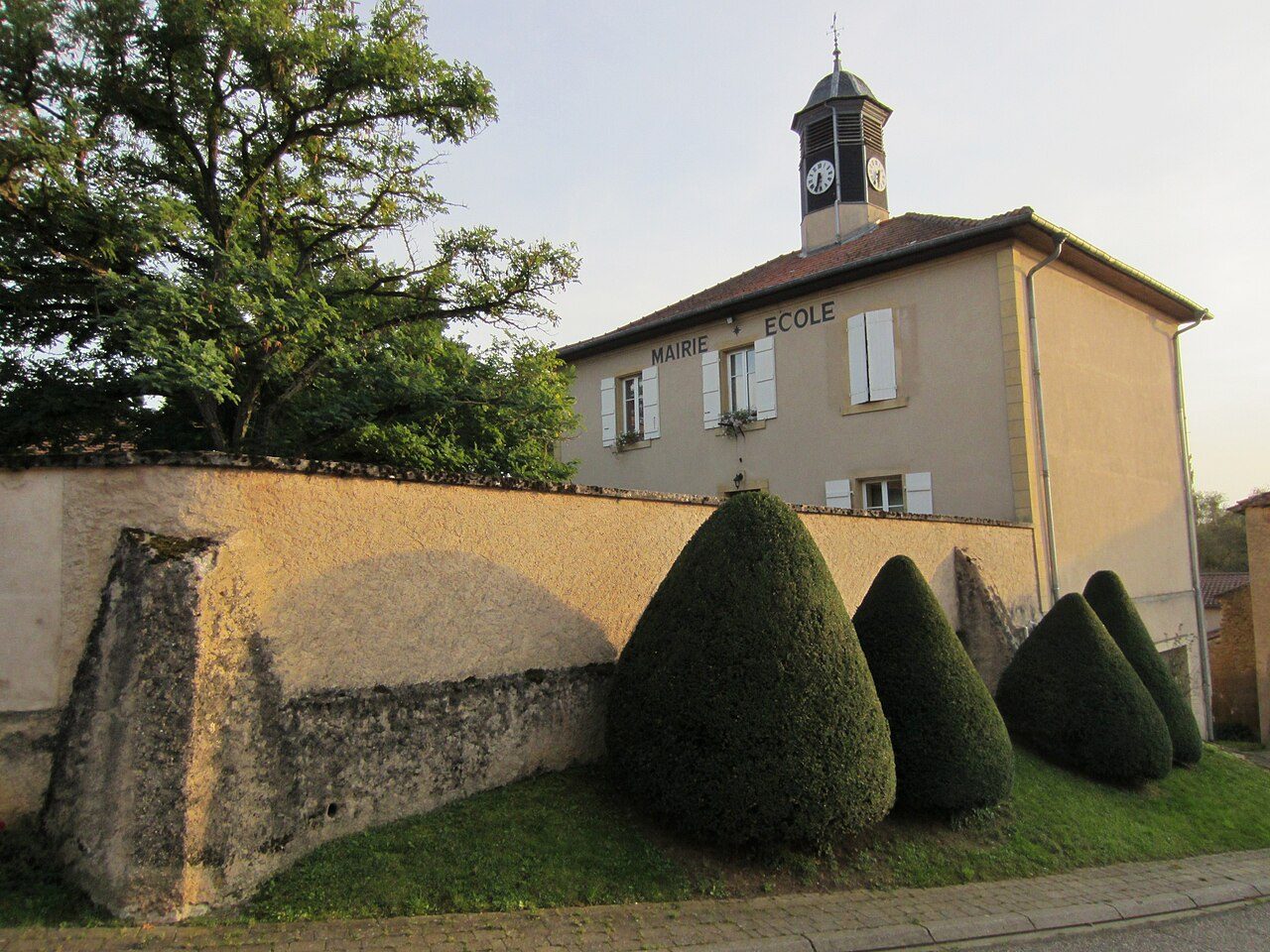 Ecovillage de Ville sur Yron