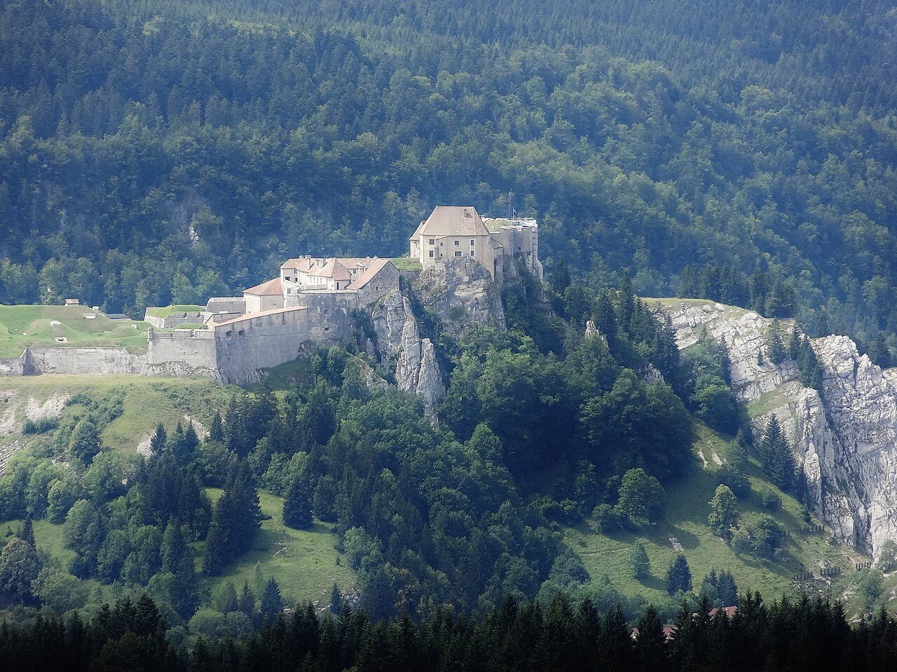 Belvédère de la Roche Sarrazine