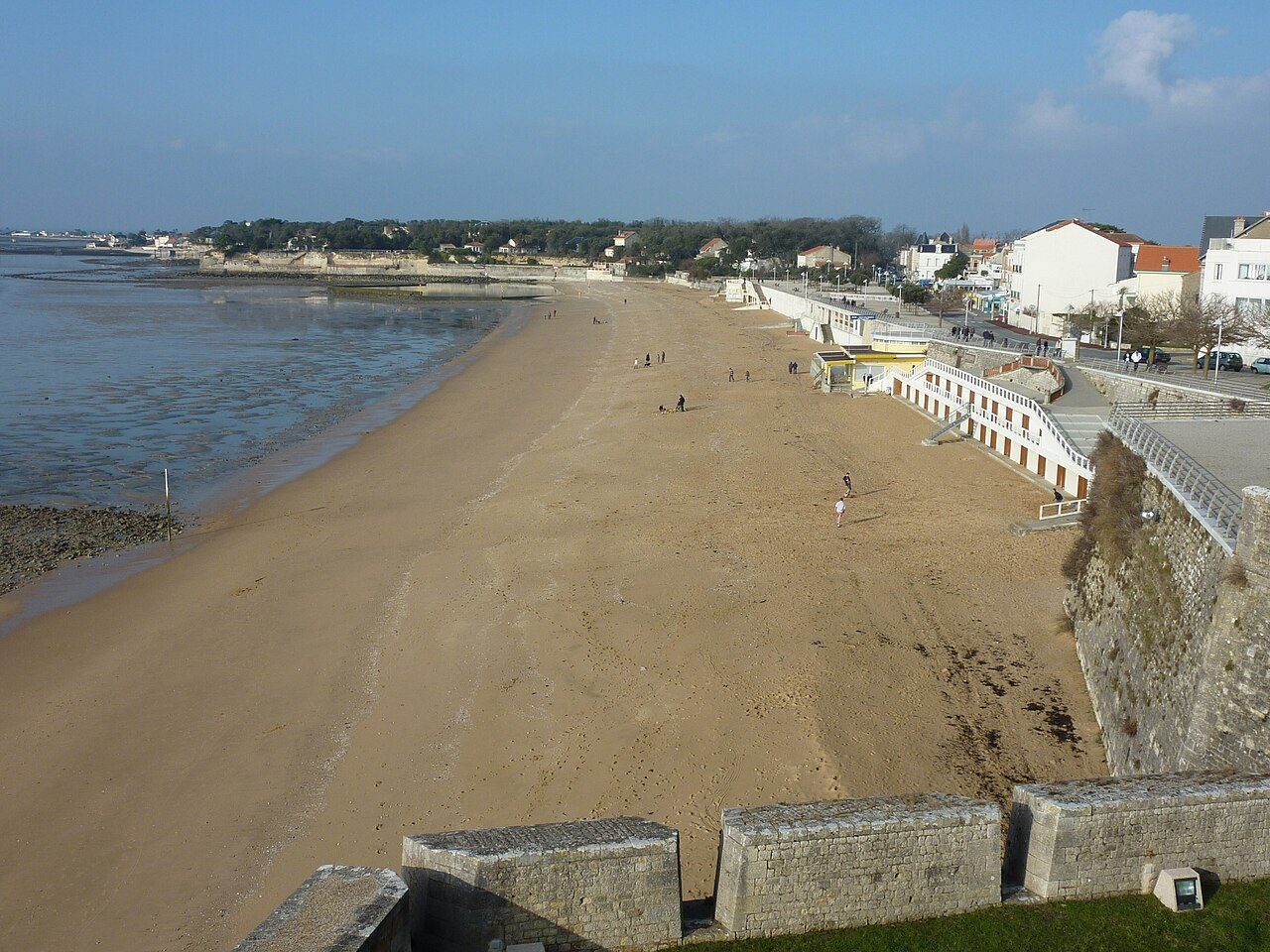 Grande plage à Fouras