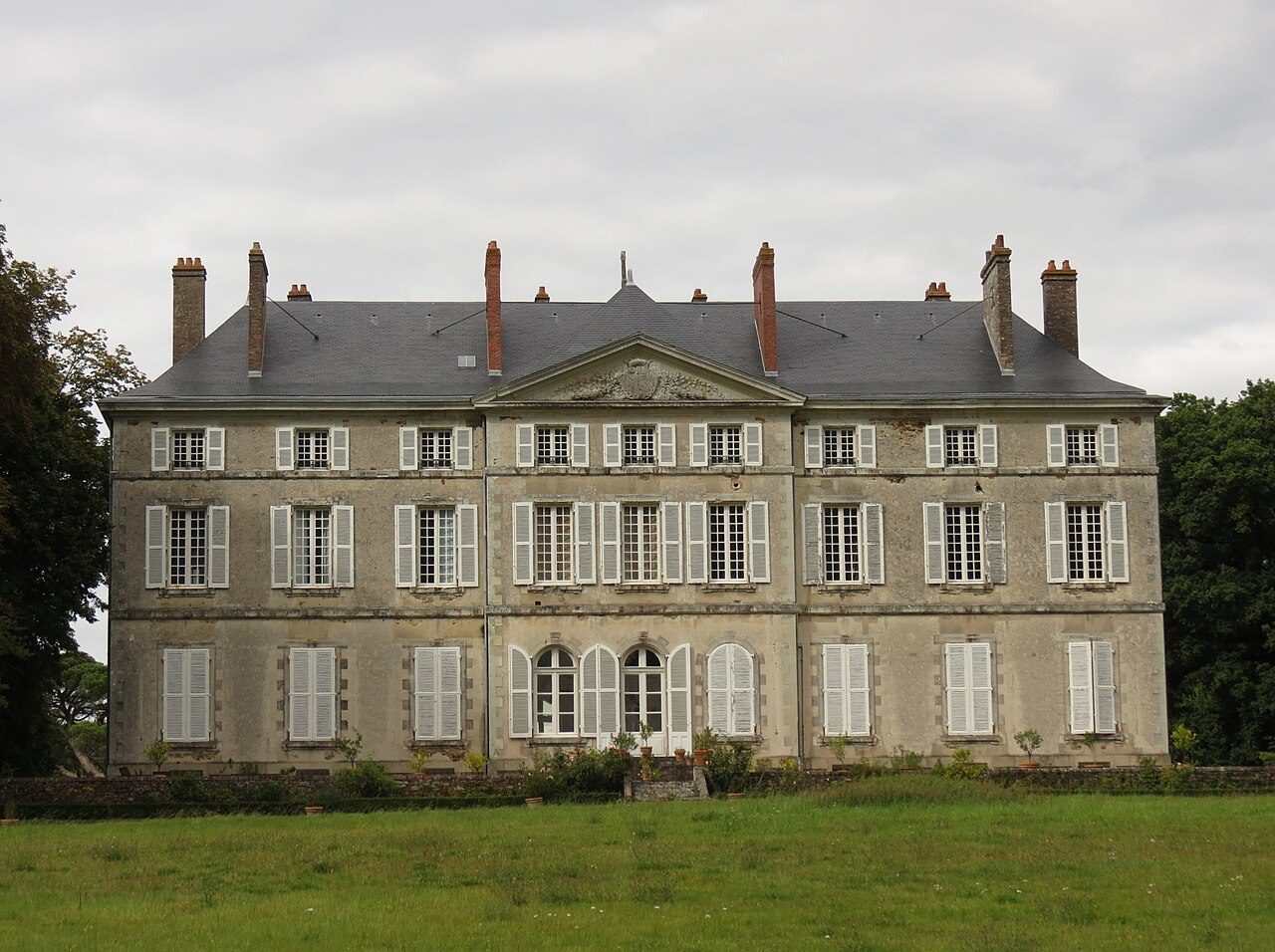 Château de la Roche-Noyant