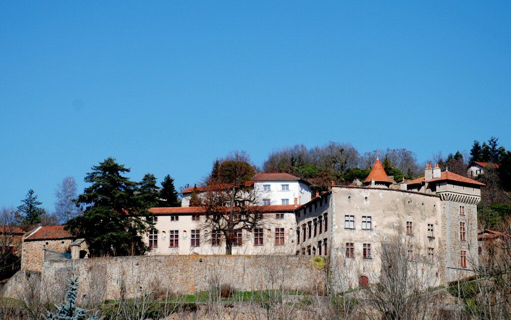 Château de Bellegarde-en-Forez à Bellegarde-en-Forez