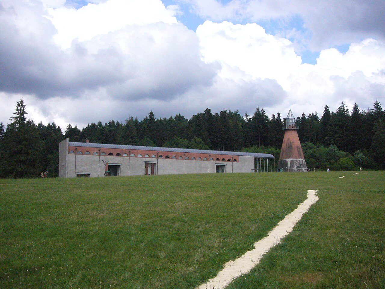 Centre International d'Art et du Paysage à Beaumont-du-Lac