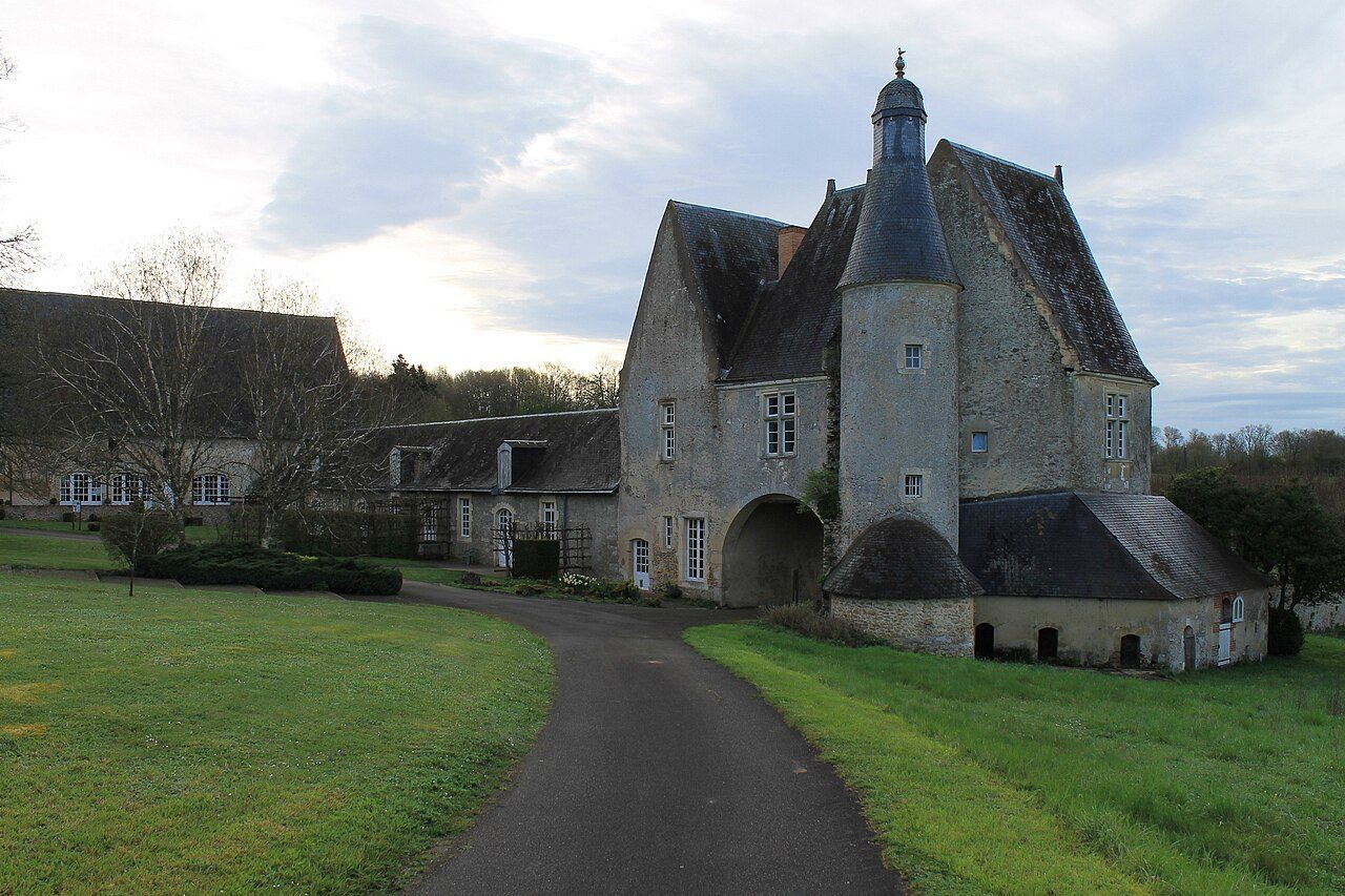 Château de Pescheray à Le Breil-sur-Mérize