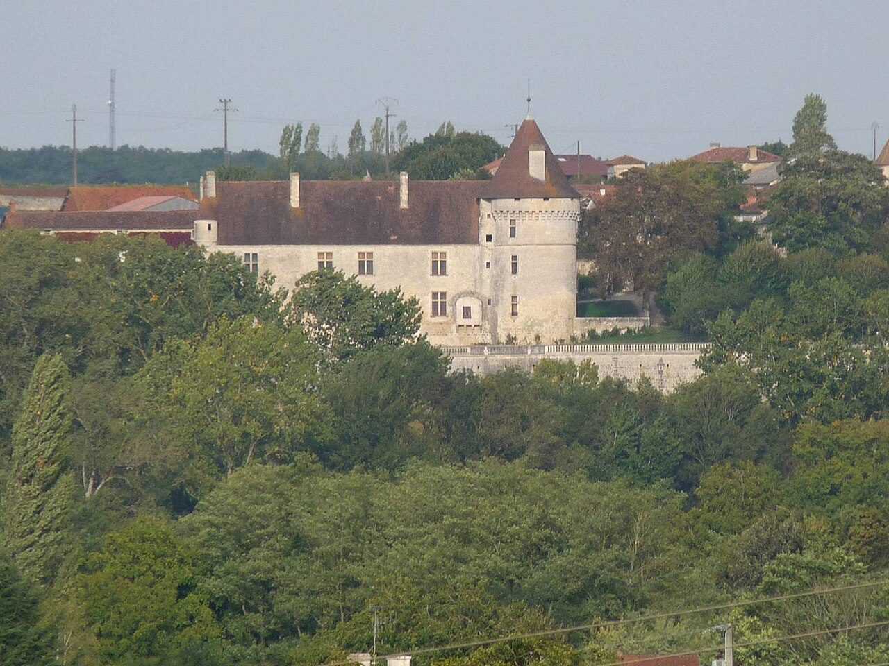 Château de Bayers à Aunac-sur-Charente