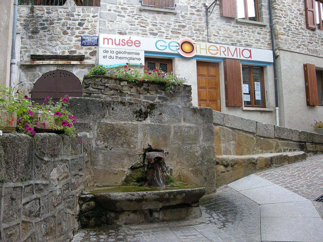 Piscine découverte de Chaudes-Aigues à Chaudes-Aigues