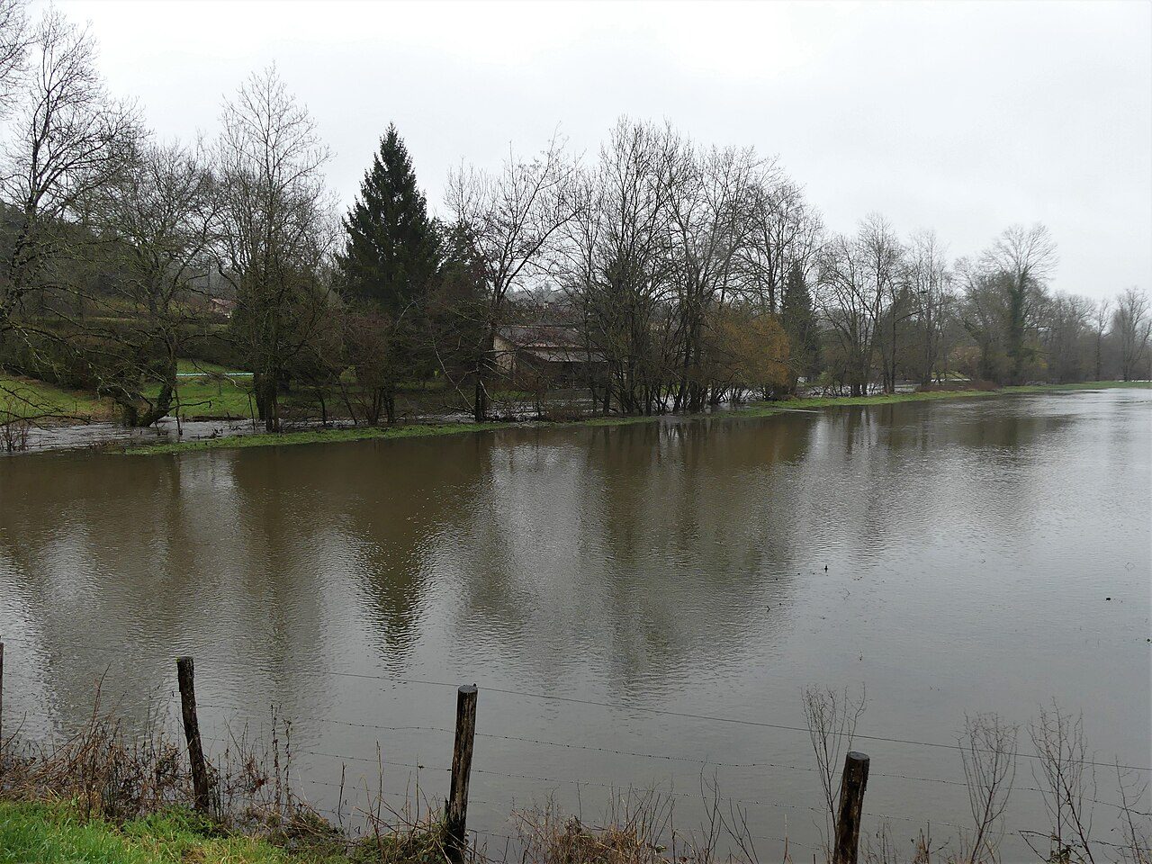 Forgeneuve à Javerlhac-et-La-Chapelle-Saint-Robert à Javerlhac-et-la-Chapelle-Saint-Robert