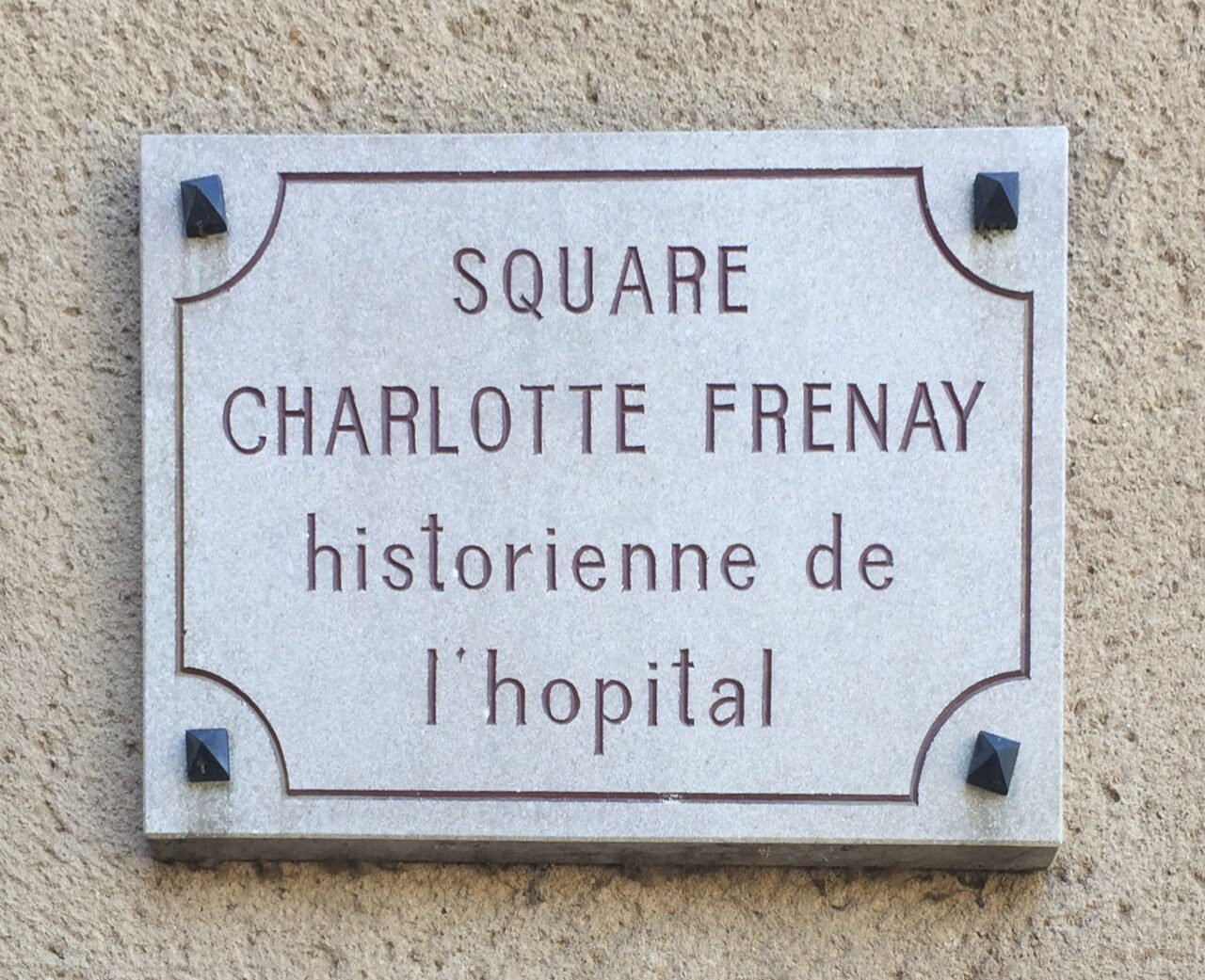 Square Charlotte Frenay à Villefranche-sur-Saône