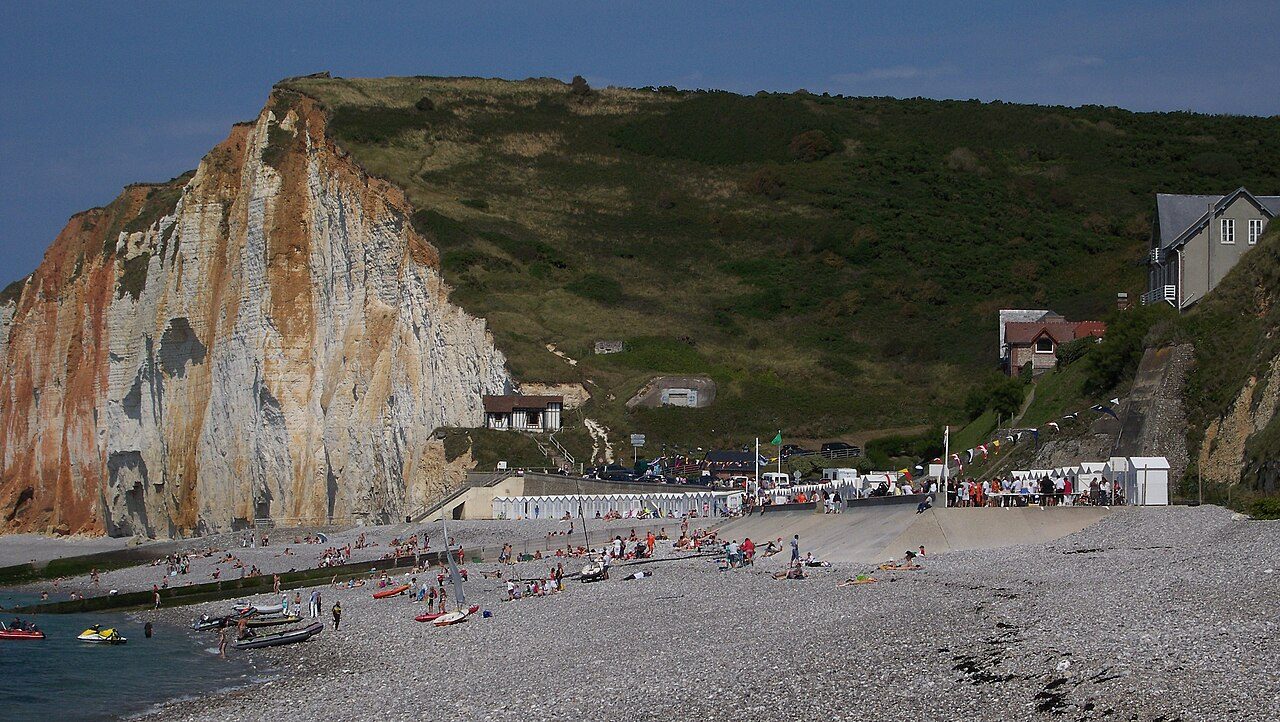 Plage -Baignade Les Petites Dalles à Saint-Martin-aux-Buneaux