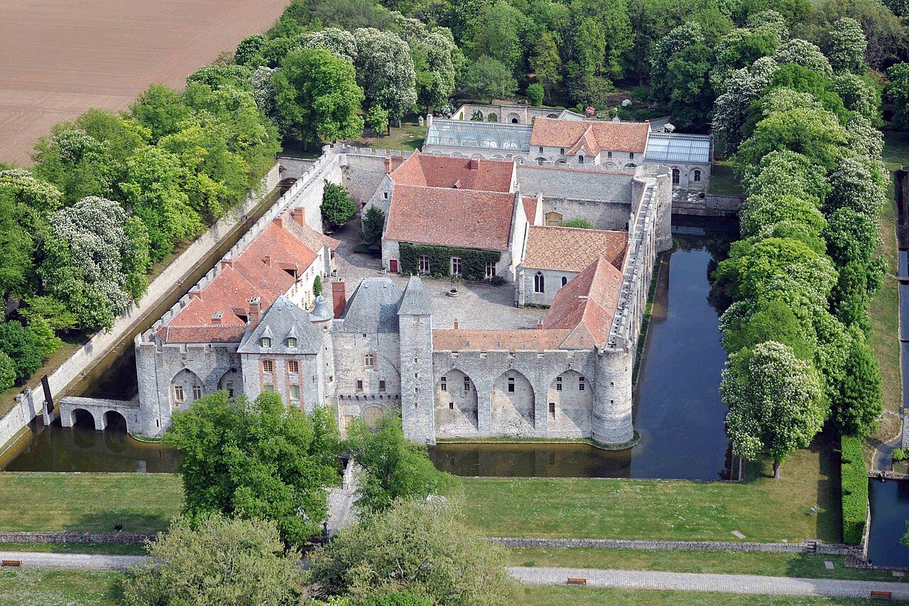 Château de Farcheville à Bouville