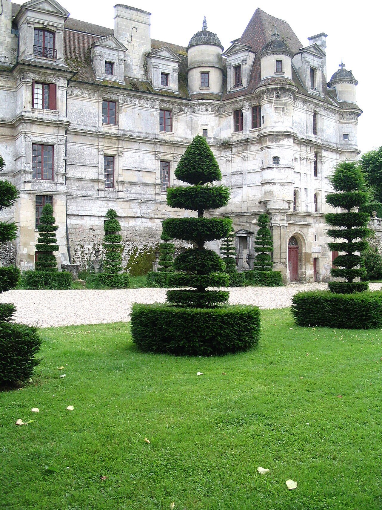 Jardins du château d'Ambleville à Ambleville