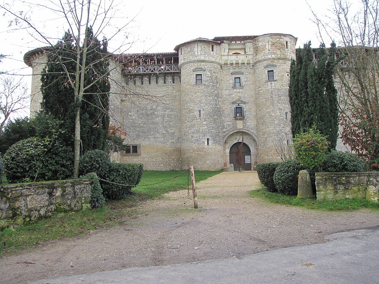 Château fort de Mauriac à Senouillac
