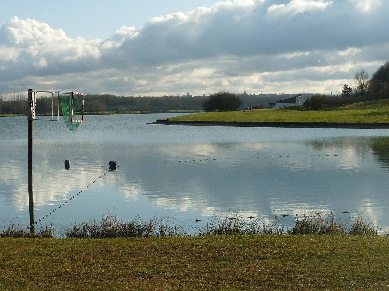 Base de loisirs Plan d'Eau de la Grande Prairie à Saint-Yrieix-sur-Charente