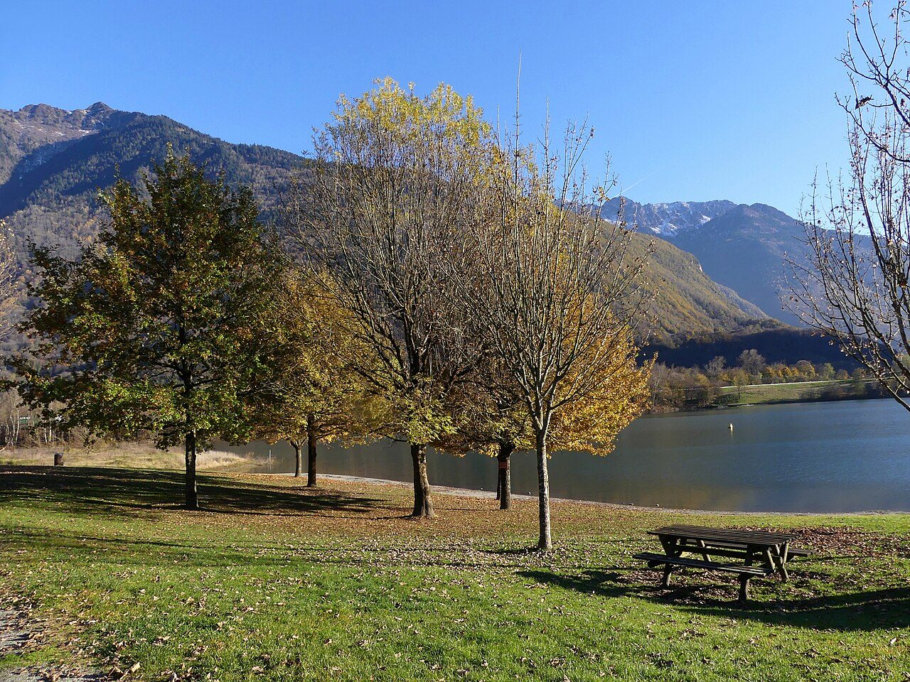 Lac des Hurtières